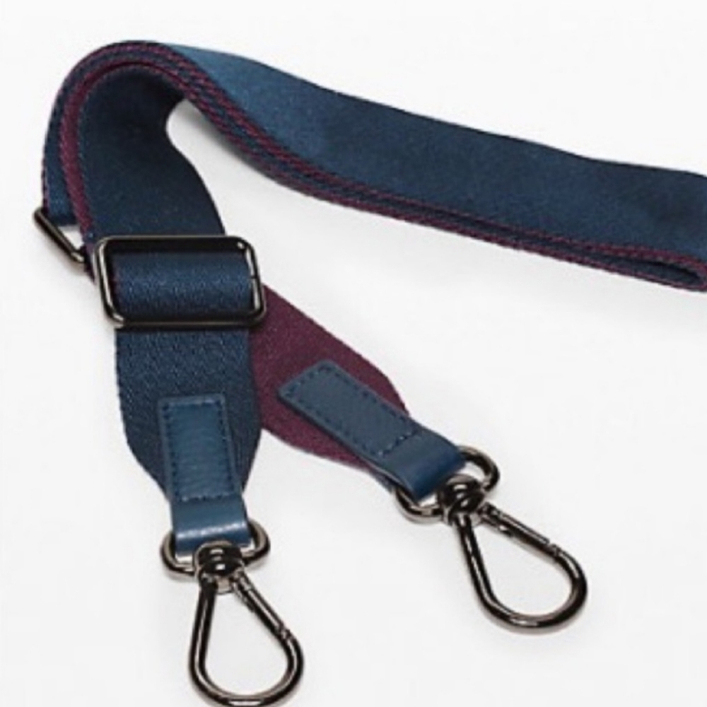 Lululemon shoulder strap